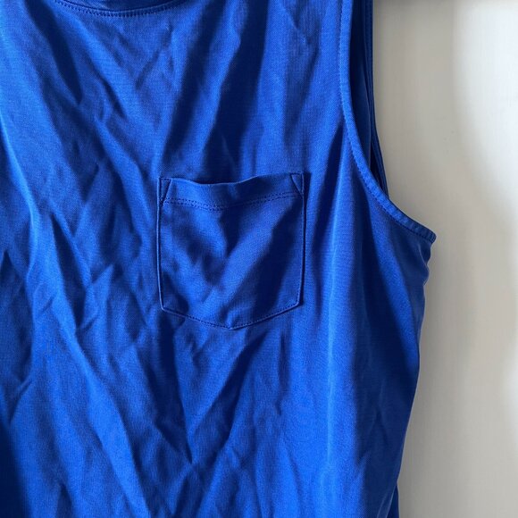 A New Day Tank Top Women's L Blue Pocket Sleeveless Tee - Picture 3 of 4